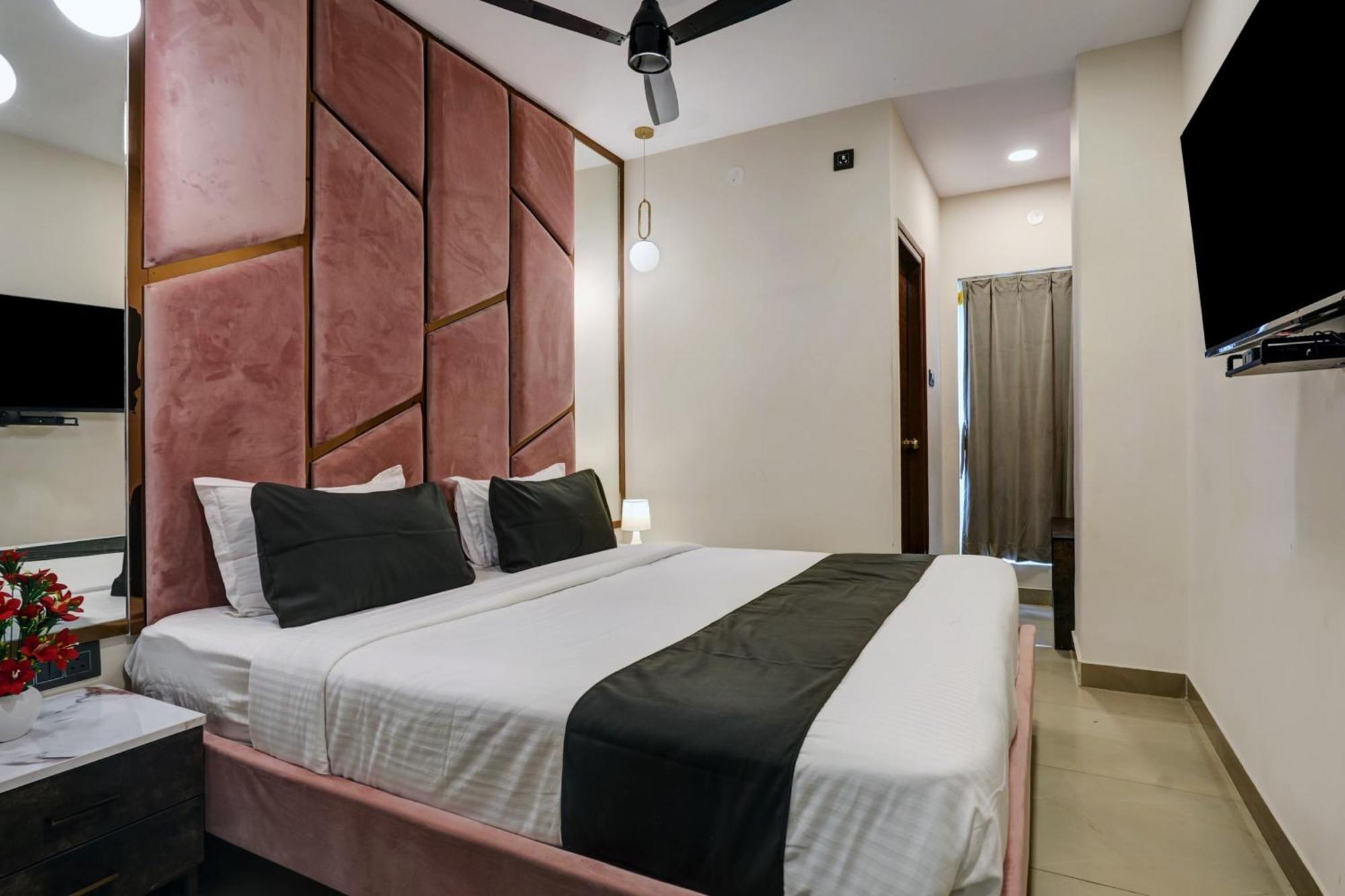 Astra Hotels & Suites - Koramangala バンガロール エクステリア 写真